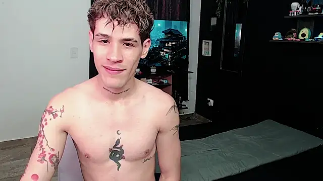 Snapshot of andybxby chatting on March 13, 2025, 9:05 pm andybxby online show from March 13, 2025, 9:05 pm