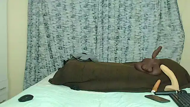 BELINDAXXXXX online show from April 24, 2026, 12:23 am