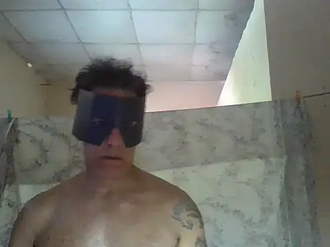 Snapshot of CaptainFox chatting on May 7, 2026, 5:16 pm CaptainFox online show from May 7, 2026, 5:16 pm