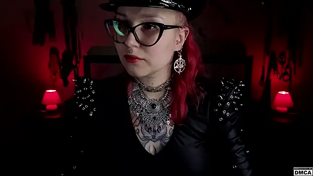 Amanita  Pantherina online show from December 3, 2025, 11:09 am