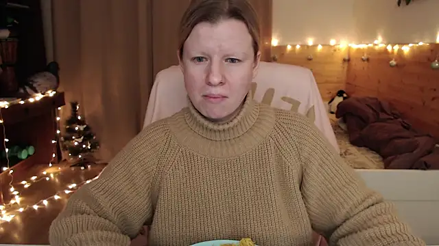 Snapshot of Exponent_5 chatting on January 9, 2025, 5:02 am Exponent 5 online show from January 9, 2025, 5:02 am