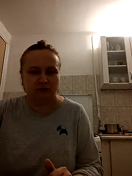 Snapshot of She-devilx chatting on January 13, 2025, 10:13 pm She-devilx online show from January 13, 2025, 10:13 pm