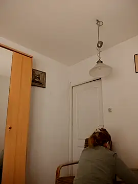 Snapshot of She-devilx chatting on March 12, 2025, 9:03 pm She-devilx online show from March 12, 2025, 9:03 pm