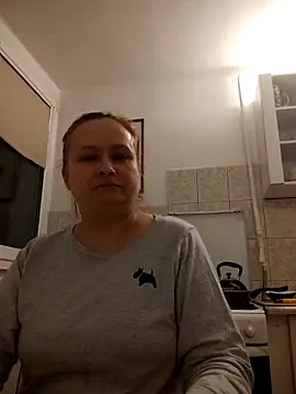 Snapshot of She-devilx chatting on March 18, 2025, 10:37 pm She-devilx online show from March 18, 2025, 10:37 pm