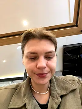 ValenciaShock online show from October 17, 2025, 6:39 am