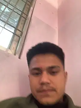 Snapshot of Hullax chatting on February 16, 2026, 2:54 am Hullax online show from February 16, 2026, 2:54 am