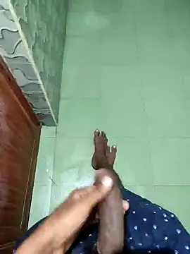 Snapshot of yo19boy chatting on December 2, 2024, 10:24 am yo19boy online show from December 2, 2024, 10:24 am