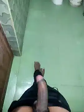 Snapshot of yo19boy chatting on January 18, 2025, 10:06 am yo19boy online show from January 18, 2025, 10:06 am