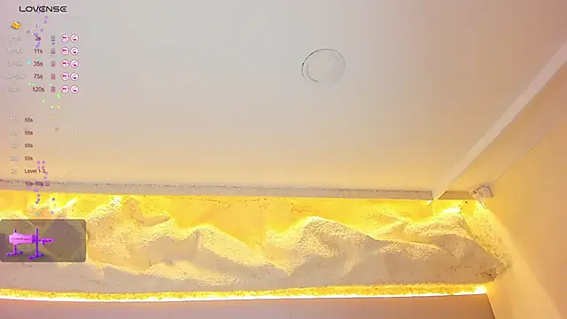 Snapshot of Isabella_Daniell chatting on February 24, 2026, 4:02 am Isabella Daniell online show from February 24, 2026, 4:02 am