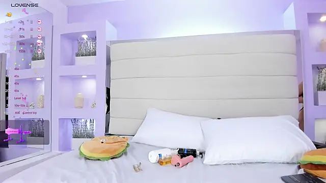 Snapshot of Isabella_Daniell chatting on January 16, 2026, 3:54 am Isabella Daniell online show from January 16, 2026, 3:54 am