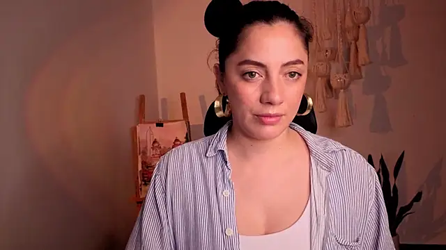 Mala Bad online show from December 21, 2025, 3:36 pm