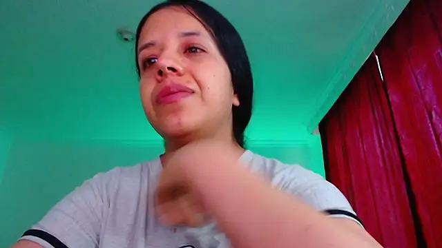 VALERY MEER online show from March 25, 2026, 11:31 am