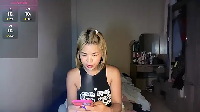 iamYourBestGirl online show from June 29, 2026, 8:32 am