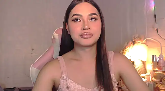 Ashely Lewis online show from February 2, 2025, 10:02 am