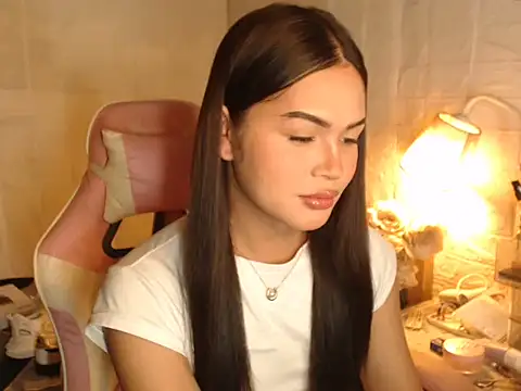 Snapshot of Ashely_Lewis chatting on December 17, 2025, 11:59 am Ashely Lewis online show from December 17, 2025, 11:59 am