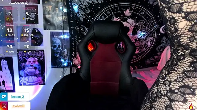 Lexxxxx  online show from March 18, 2026, 11:05 pm