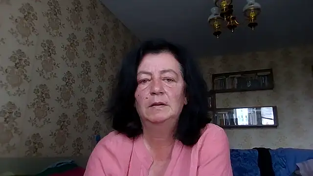 GypsiQueen2 online show from July 24, 2026, 8:21 am