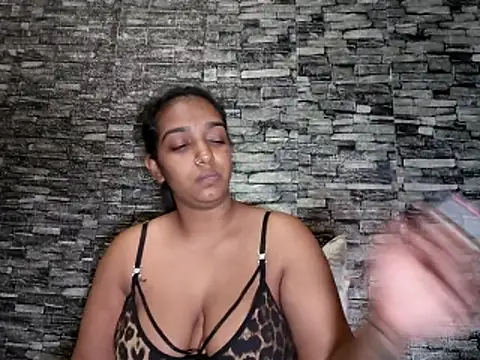 Xindias fantasyX online show from April 22, 2026, 6:04 pm