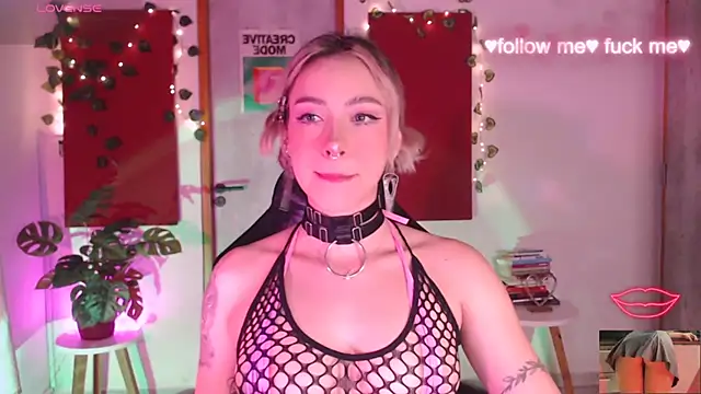 sakura beauty online show from December 15, 2025, 3:01 am