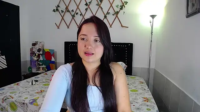 Snapshot of naughty_girl_4u chatting on June 16, 2026, 8:25 am naughty girl 4u online show from June 16, 2026, 8:25 am