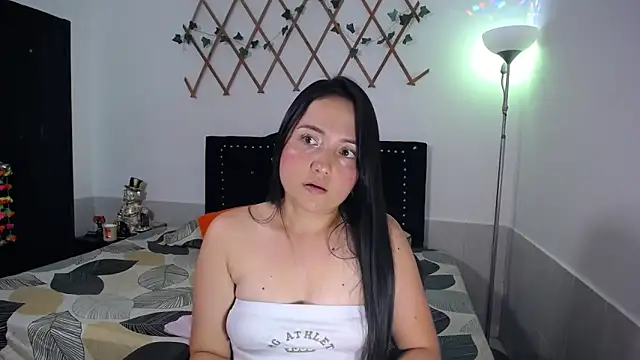 naughty girl 4u online show from January 14, 2026, 6:55 pm