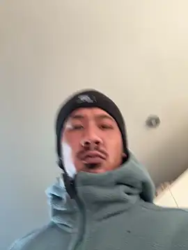 juniiorre online show from December 18, 2025, 8:30 am