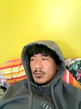 juniiorre online show from September 18, 2025, 8:50 am