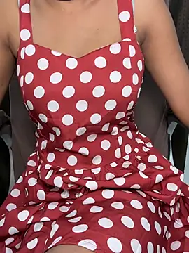 Snapshot of SCHOOL_Girl_0 chatting on August 5, 2026, 4:56 pm SCHOOL Girl 0 online show from August 5, 2026, 4:56 pm