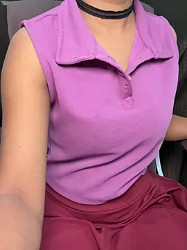 Snapshot of SCHOOL_Girl_0 chatting on July 22, 2026, 4:53 pm SCHOOL Girl 0 online show from July 22, 2026, 4:53 pm