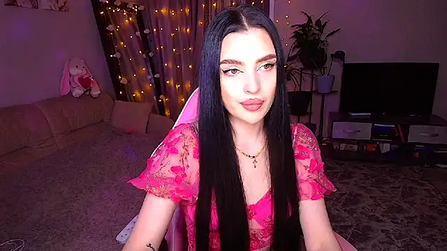   Malika   online show from December 3, 2025, 4:39 pm