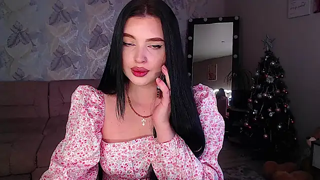 Snapshot of __Malika__ chatting on December 23, 2024, 7:38 am   Malika   online show from December 23, 2024, 7:38 am