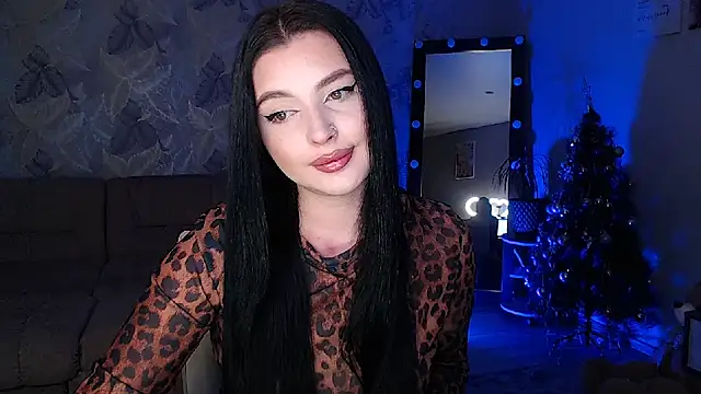 Snapshot of __Malika__ chatting on December 21, 2024, 10:17 am   Malika   online show from December 21, 2024, 10:17 am