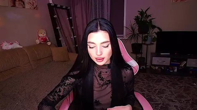 Snapshot of __Malika__ chatting on October 10, 2025, 2:29 pm   Malika   online show from October 10, 2025, 2:29 pm