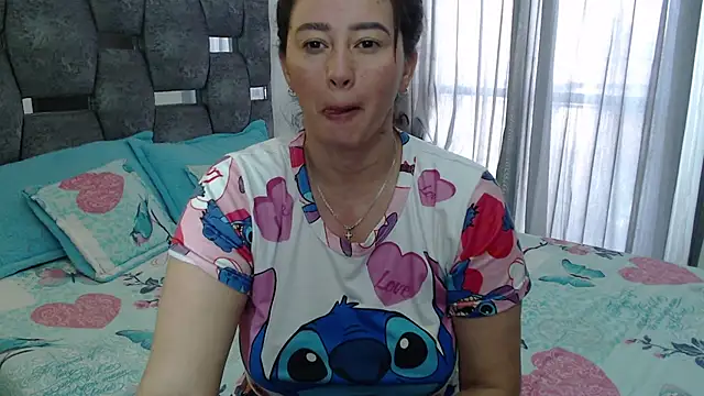 sara hott 1 online show from March 29, 2026, 1:02 pm