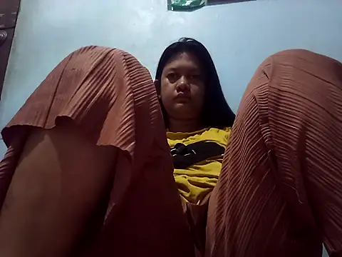 Honeybun25 online show from September 23, 2025, 6:15 pm