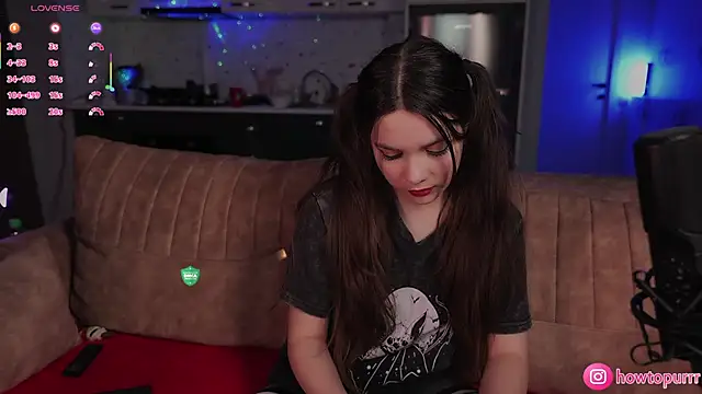 How2Meow online show from January 9, 2026, 5:09 pm