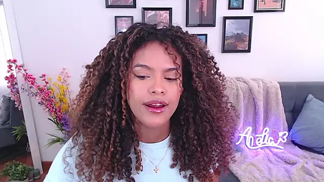 Snapshot of Amelia_bss chatting on March 17, 2025, 2:01 pm Amelia bss online show from March 17, 2025, 2:01 pm