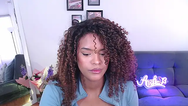 Snapshot of Amelia_bss chatting on February 25, 2025, 4:46 pm Amelia bss online show from February 25, 2025, 4:46 pm