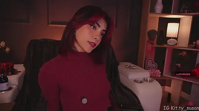 Snapshot of kitty_pruu chatting on March 23, 2026, 10:53 pm kitty pruu online show from March 23, 2026, 10:53 pm