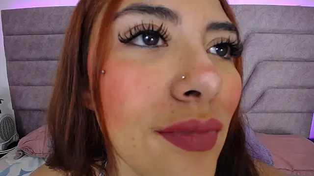 Jessica-Kraftt online show from April 11, 2026, 1:02 am