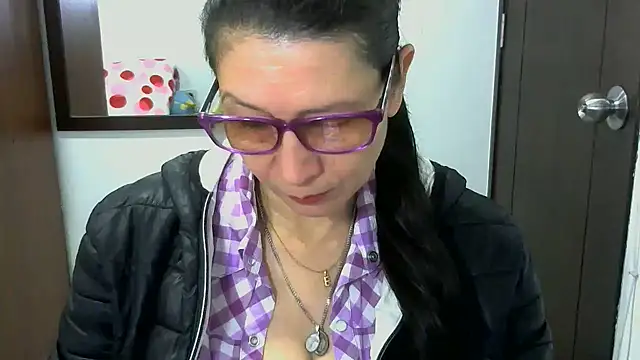 latin49 online show from February 15, 2025, 4:47 am