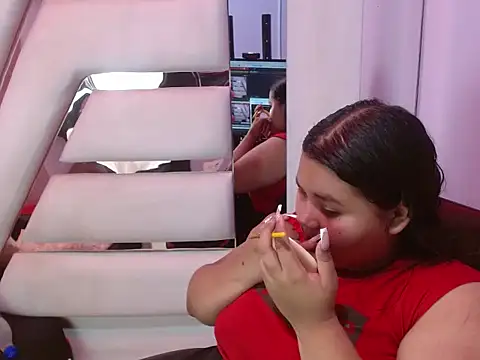 Snapshot of ValenTitis chatting on November 1, 2025, 8:25 pm ValenTitis online show from November 1, 2025, 8:25 pm