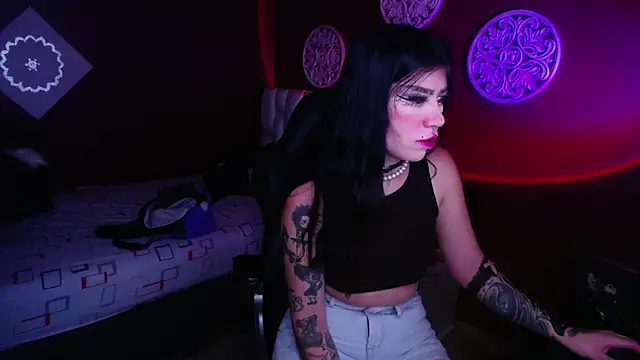 Sarayy Collins online show from March 4, 2025, 10:57 am