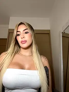 mi suk11 online show from December 5, 2025, 5:55 pm