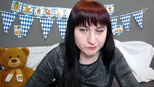 Snapshot of NinaFlawlees chatting on September 28, 2025, 12:12 pm NinaFlawlees online show from September 28, 2025, 12:12 pm