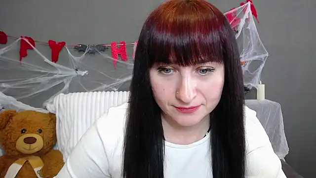 Snapshot of NinaFlawlees chatting on October 18, 2025, 12:07 pm NinaFlawlees online show from October 18, 2025, 12:07 pm