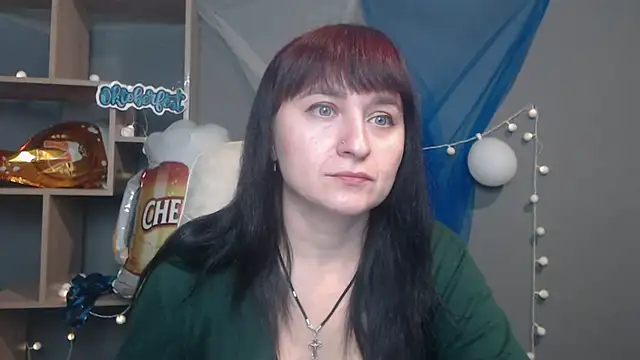 Snapshot of NinaFlawlees chatting on October 10, 2025, 11:55 am NinaFlawlees online show from October 10, 2025, 11:55 am