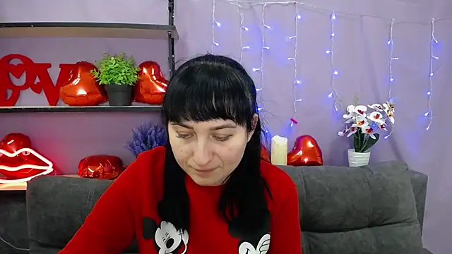 Snapshot of NinaFlawlees chatting on March 5, 2025, 11:49 pm NinaFlawlees online show from March 5, 2025, 11:49 pm