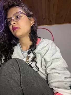 Hathorlove online show from March 6, 2025, 2:51 am