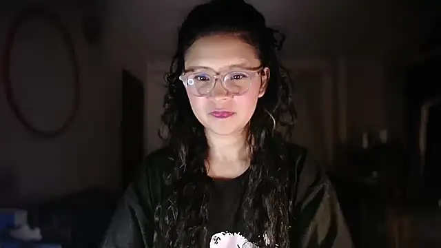 Snapshot of Hathorlove chatting on April 26, 2026, 2:31 am Hathorlove online show from April 26, 2026, 2:31 am